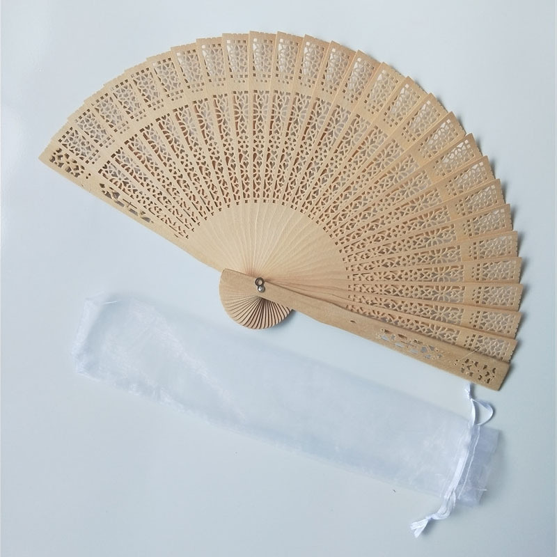 Good Quality Wedding Favors Folding Nature Wood Hand Fan Engrave Names And Date Personalized Fans For Wedding