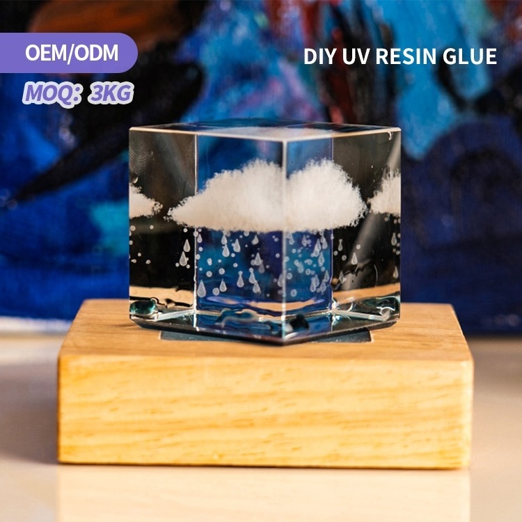 RS NAIL OEM ODM UV Resin Mould Ornament Free Sample UV Curable Resin Liquid Glue