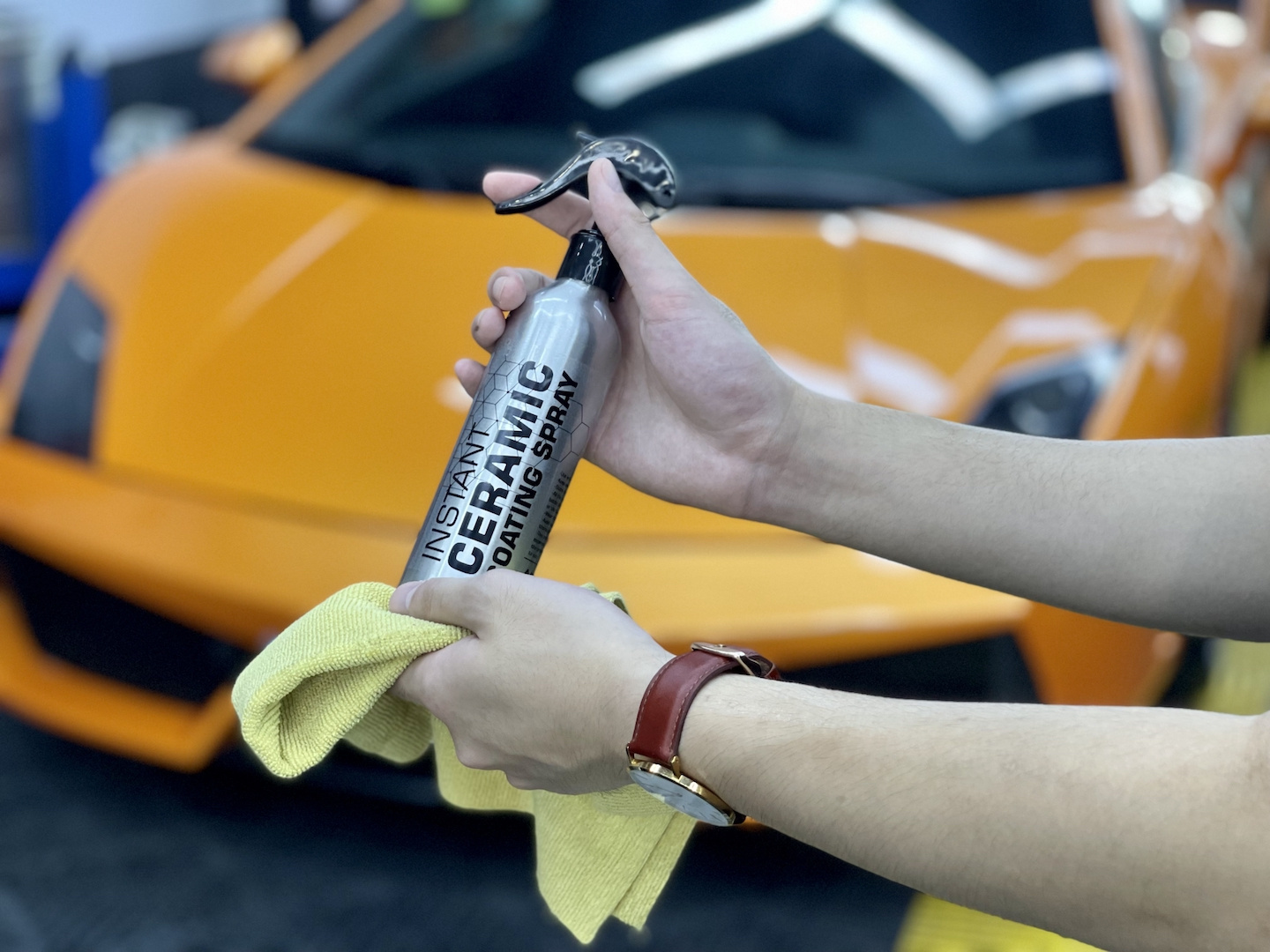 Multi-Function Nano Ceramic Coating 10H Spray and Shinny Immediately Car Detailing Product, FOR CAR BODY PAINT GLASS RIM LAMPS