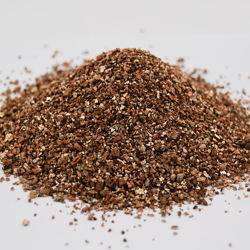 High Quality Unexpanded Crude Raw Vermiculite in Medium Grind Supplied by Vermiculit-Provider