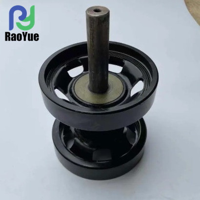 High Quality Harvester Spare Parts Rotary reverse mud Roller Assy  5T072-23100 for KUBOTA DC70 Harvester