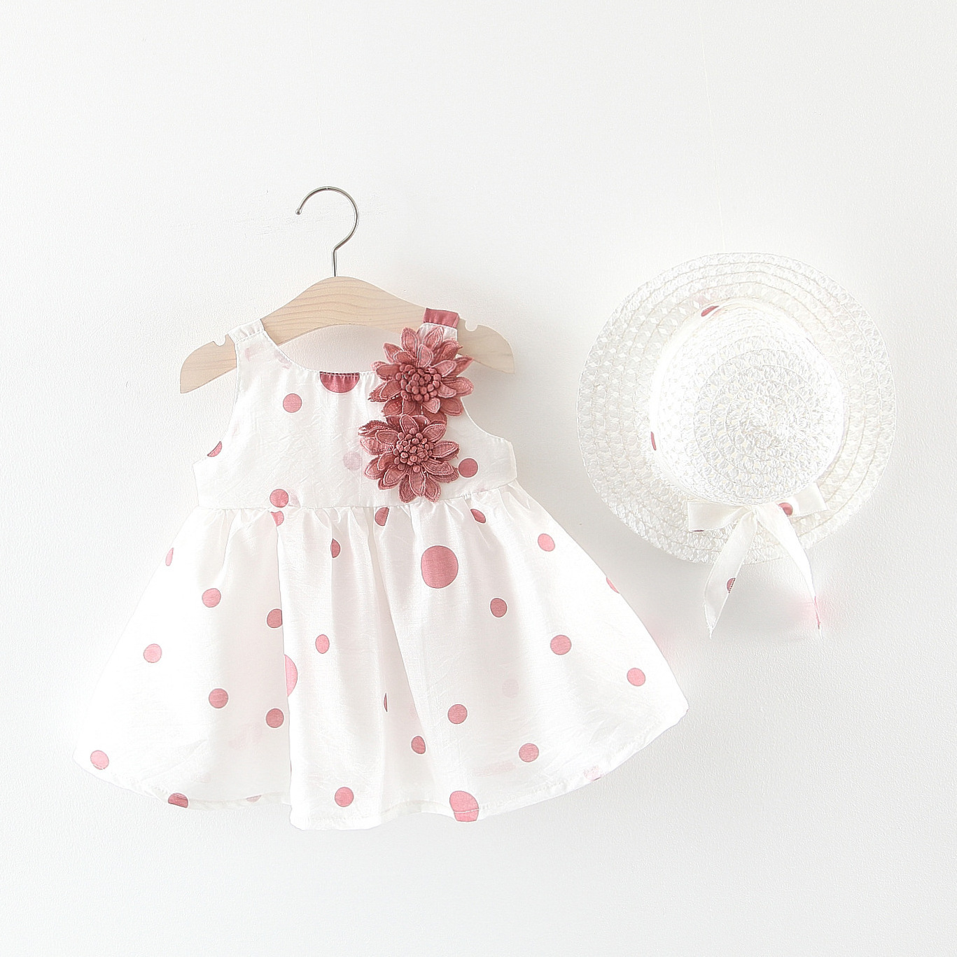 Top Fashion Dress Sleeveless Backless Big Bow Decoration Floral Skirt Baby Girl Party Dress With Hat