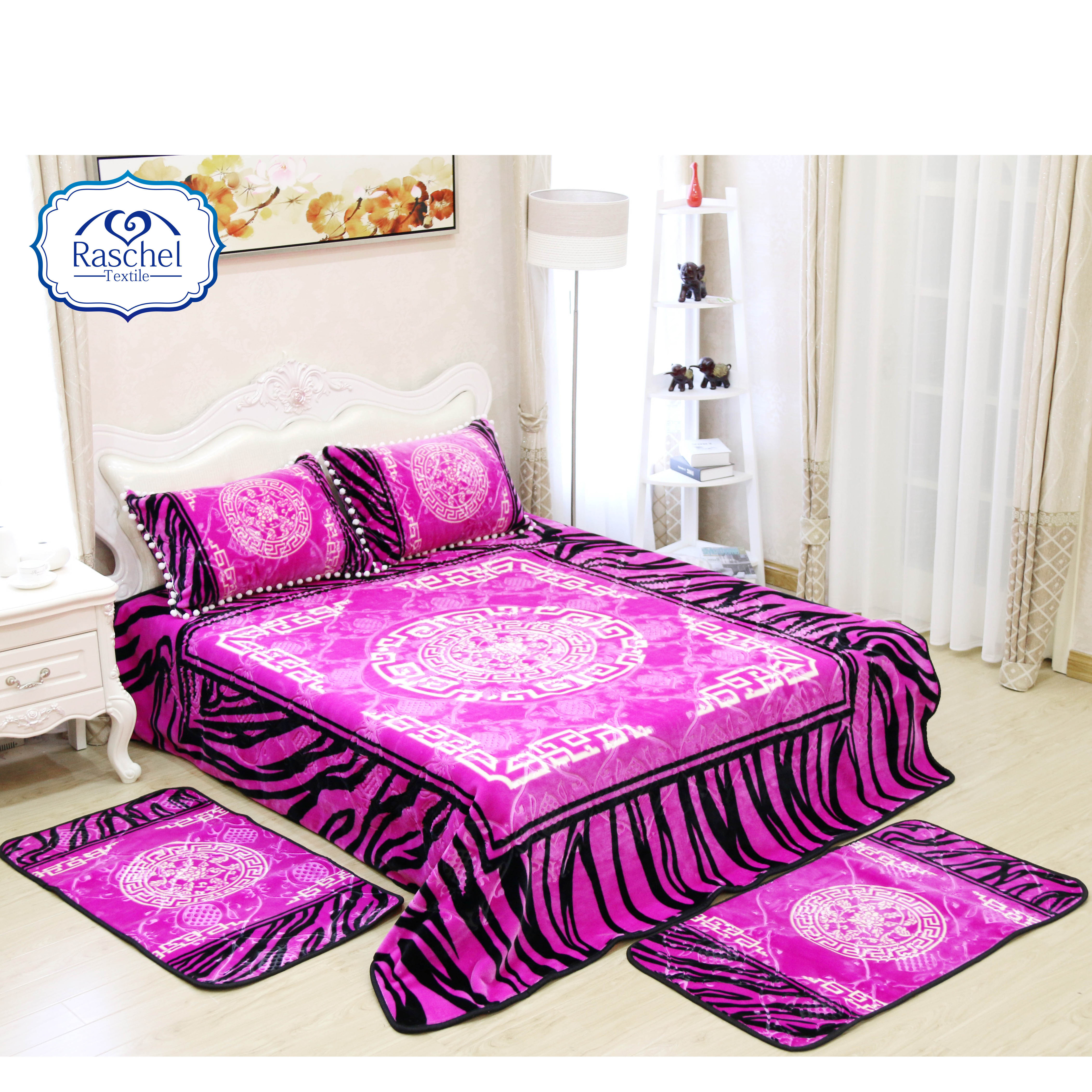 100% Polyester One Side Printing and Embossed 220X240CM Mink Blanket