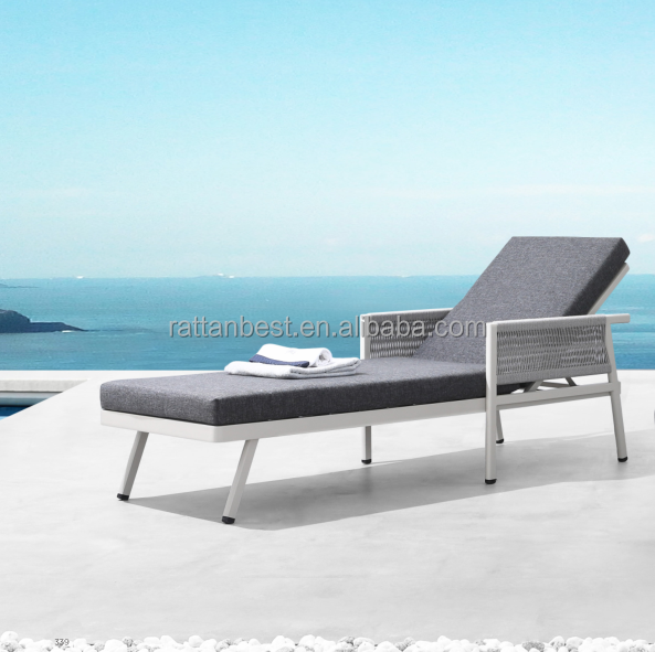 Outdoor deck chair with aluminum frame with cushioned chair swimming pool beach chair balcony deck bed leisure folding