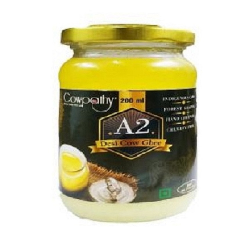 Milk Ghee Jar Liquid Light Yellow Cattle Butter with 2 Shelf Life Fresh Cow Milk Pure 100% Organic 5 % Fat Content 1kg 50kg