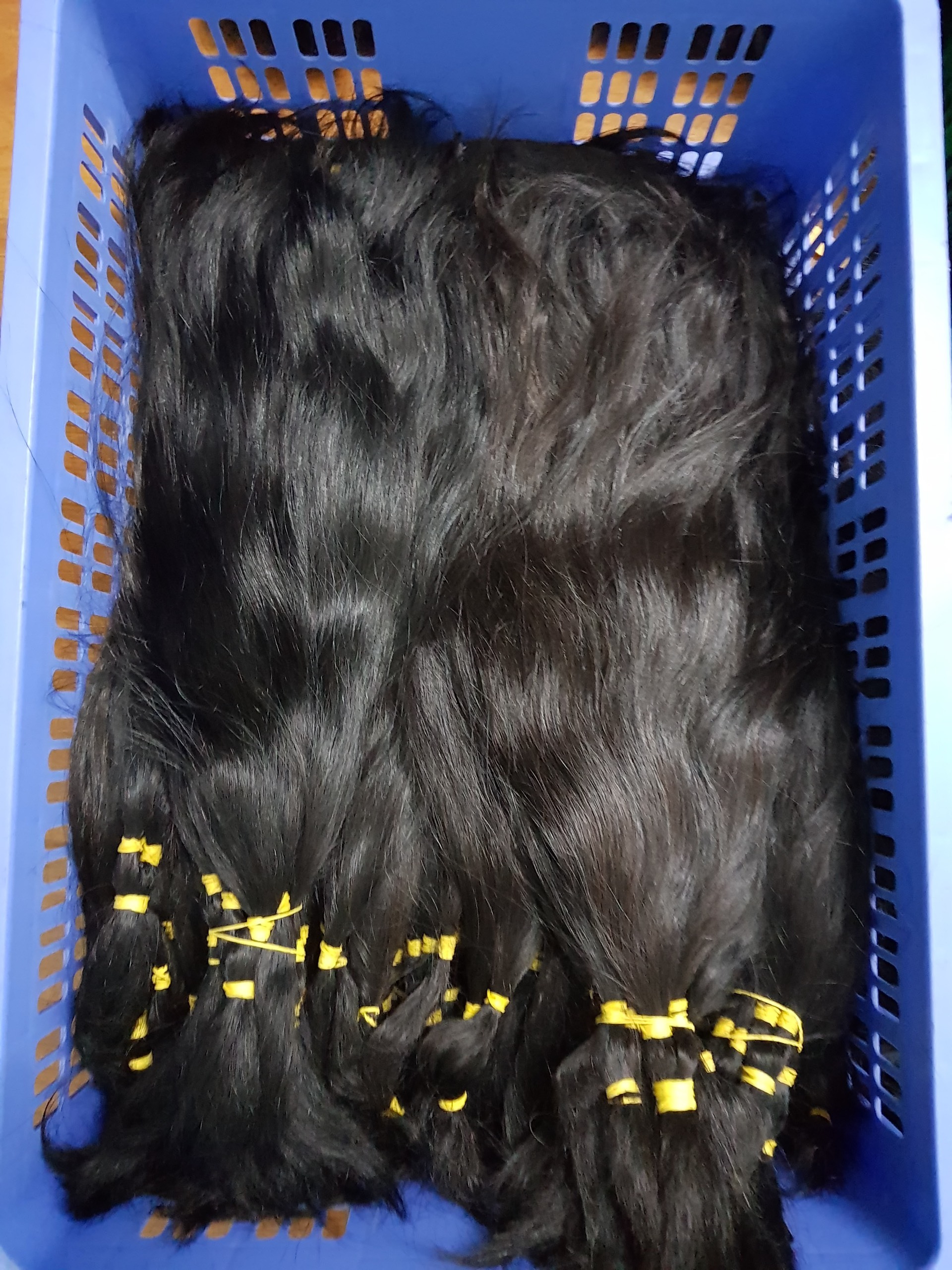 18.Nov High Quality Double Drawn Strong Machine Weft To Make Wigs Raw Vietnamese Virgin Hair