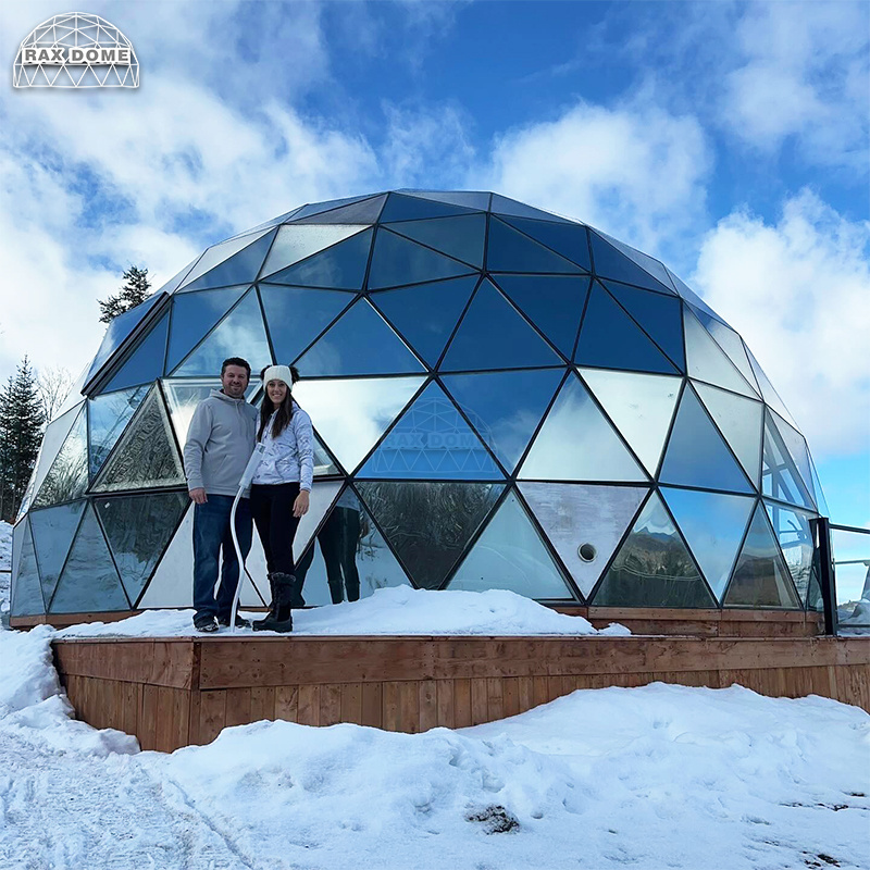 Glamping Geo Dome Glass Igloo Dome Tent with Mirror Hollow Tempered Glass in Winter