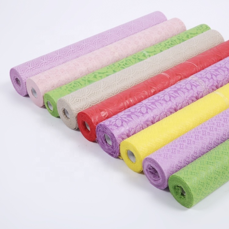 New products embossed non woven flower wrapping paper rolls polypropylene nonwoven fabric