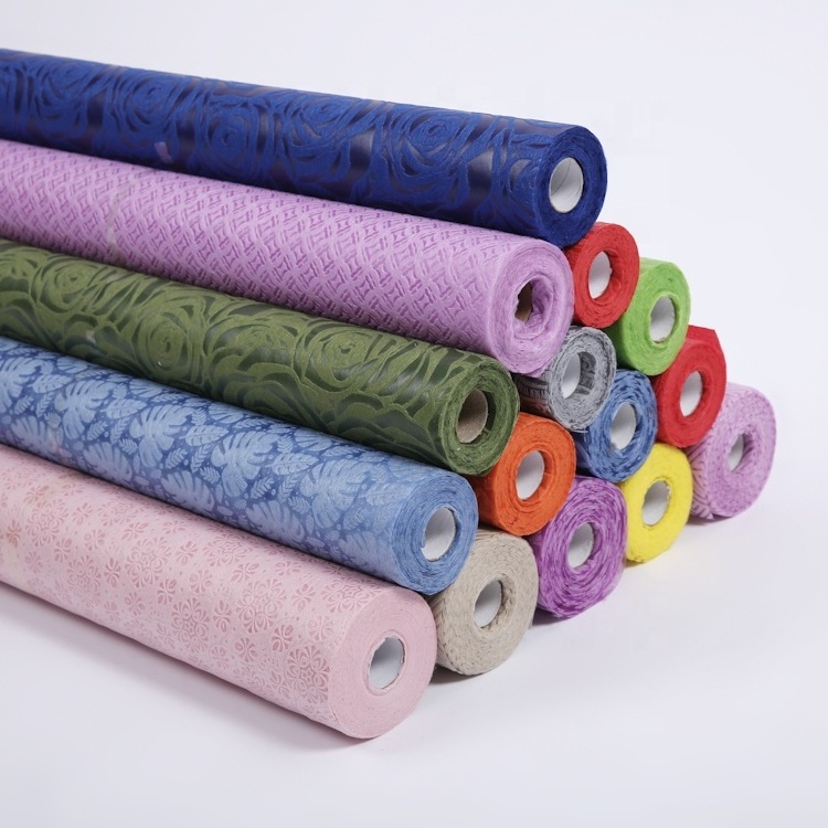 New products embossed non woven flower wrapping paper rolls polypropylene nonwoven fabric