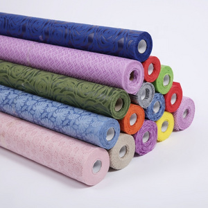 New products embossed non woven flower wrapping paper rolls polypropylene nonwoven fabric