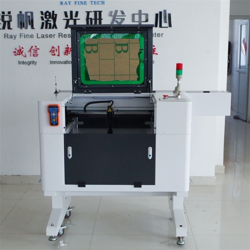 Rayfine EFR laser tube co2 laser engraving and cutting machine co2 40 x40 6040 mini machine price stable and efficient