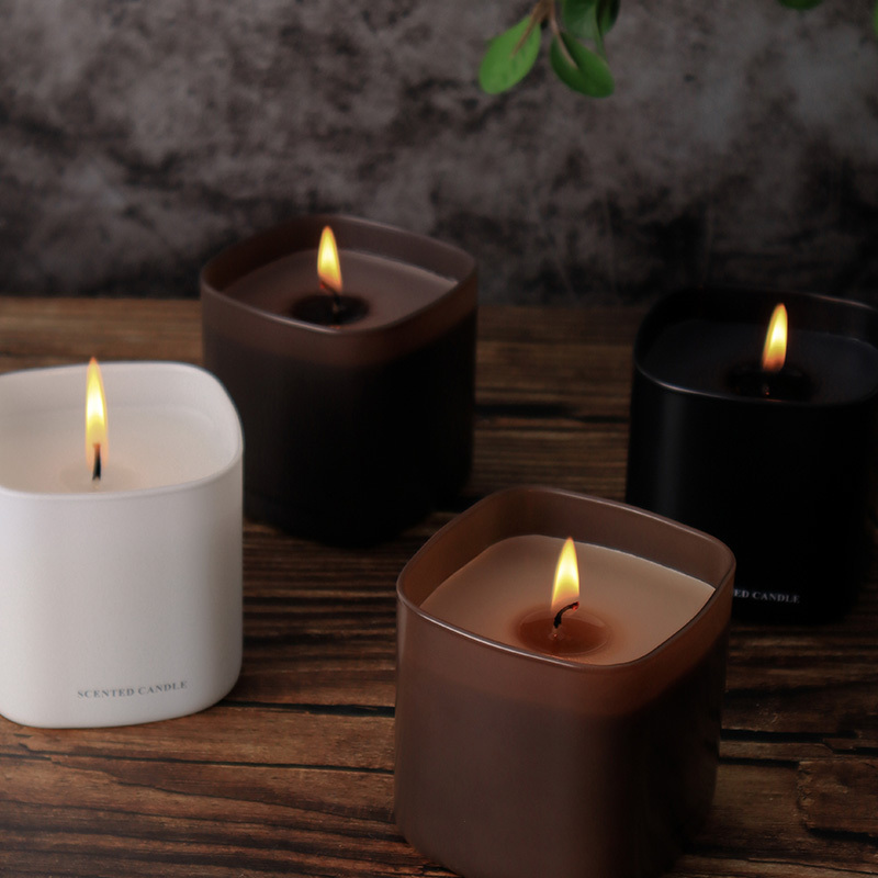 Handmade Dark Soy Wax Candle Creative Romantic Smokeless Glass Jar Scented Candle with Packing Box