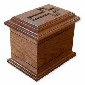 Traditional wooden urns European style cremation urn Memorial wood coffin wooden urns for ashes