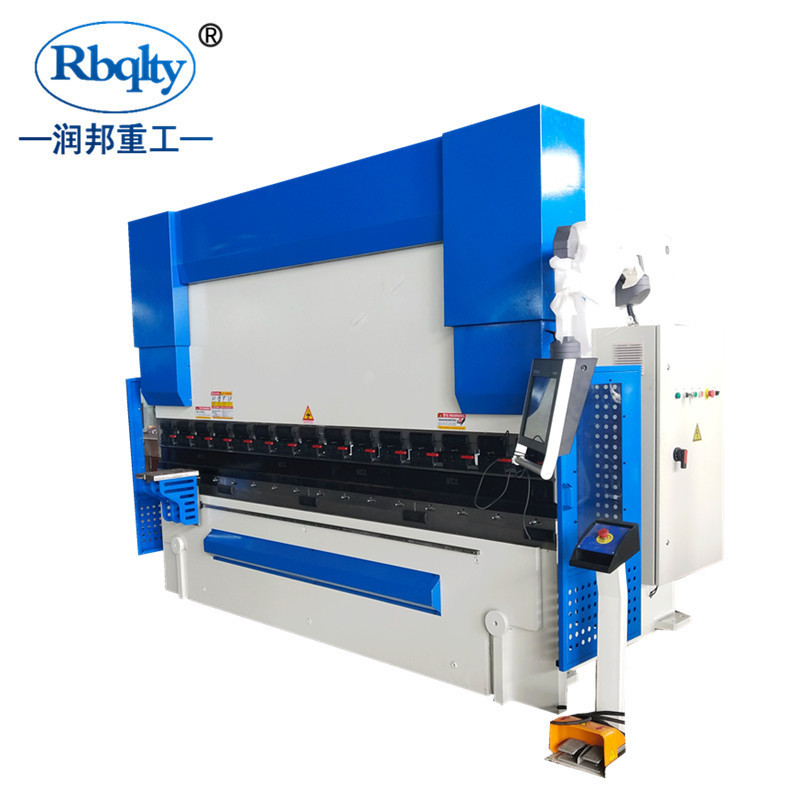 Hydraulic press brake  machine with DA58T and cnc mould for automatic bener metal plate from manufacturer