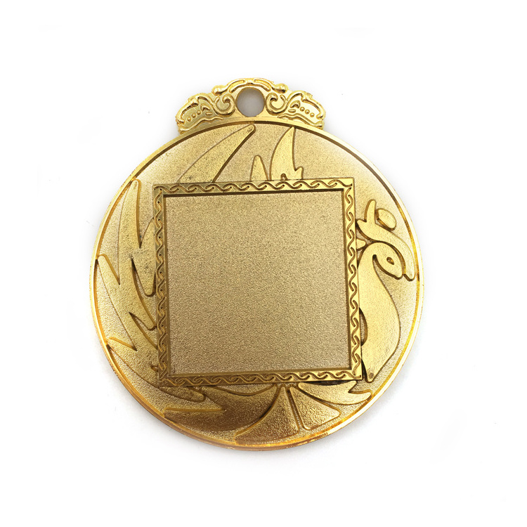 Factory Customized Personalized Blank Metal Medal Graduation Sports Competition Souvenir Gift Zinc Alloy Gold Medal Metal Medal