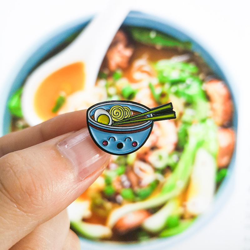 Custom High Quality Cartoon Ramen Sushi Lapel Pin Cute Foods Noodles Brooches Shirt Collar Lapel Enamel Pins Badge