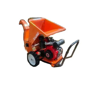 Coconut shell crusher Removable diesel-powered branch shredder Small Wood Chipper Machine Price From Factory