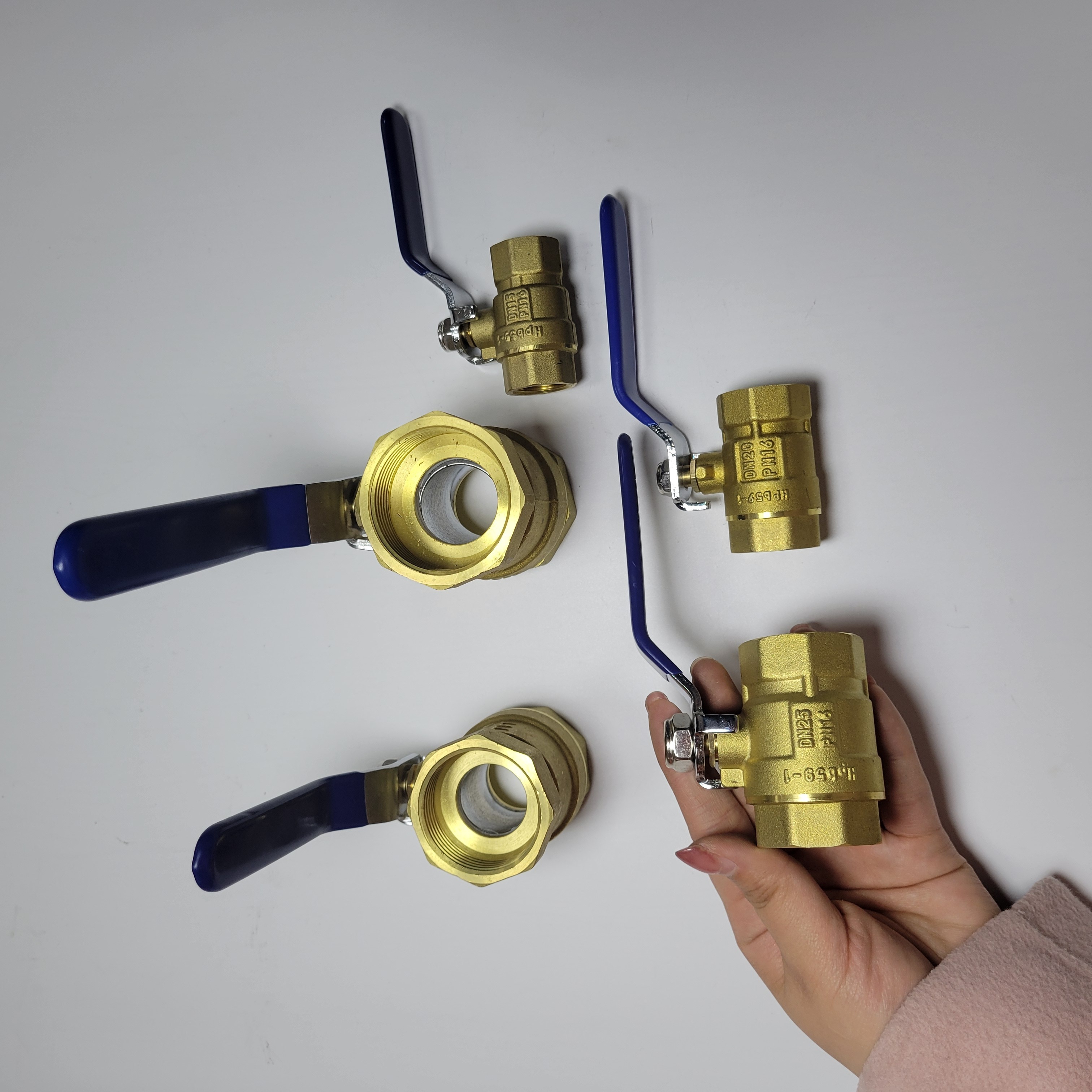 RCV DN15 DN20 DN100 Ball Valve Full Port Water Stop Shut Off,Heavy Duty LF Brass,Quarter Turn,Blue Handle (1-Pack)