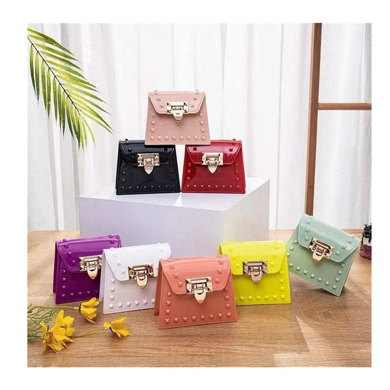 2022 hot sale Rivet Mini Chain ladies Crossbody handbag wholesale pvc small jelly bag for kid