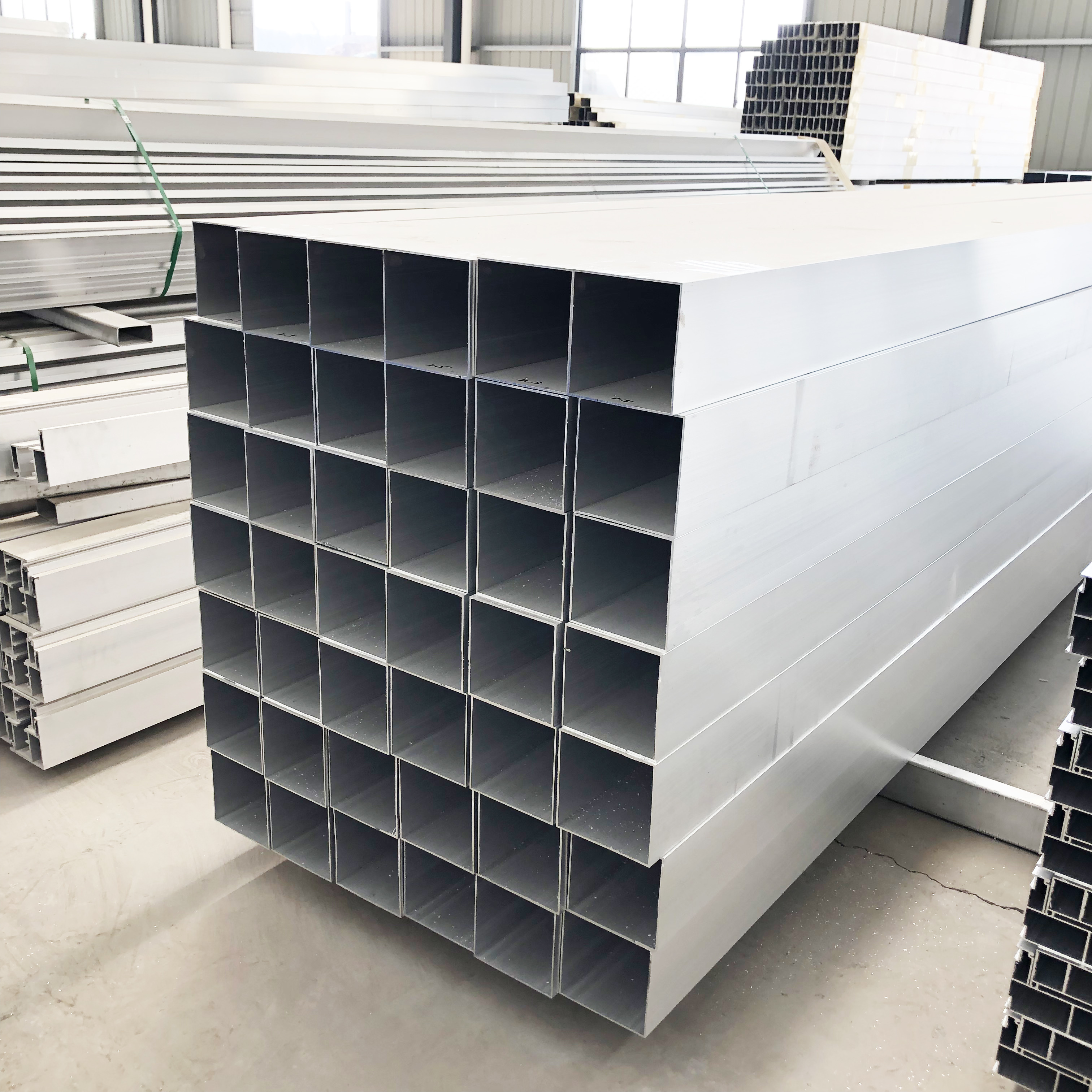 Aluminum Square Pipe Rectangular Profile Extruded Profile Anodized Bright Silver For Decoration