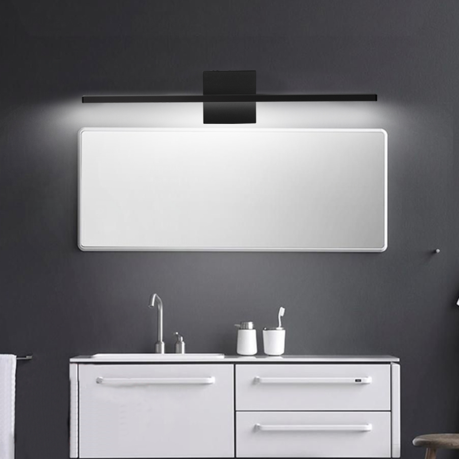 Aluminum Modern Style 24inch 20W Makeup Brightness Cool White 6000K Black Wall Room Fixtures LED Bathroom Vanity Mirror Light