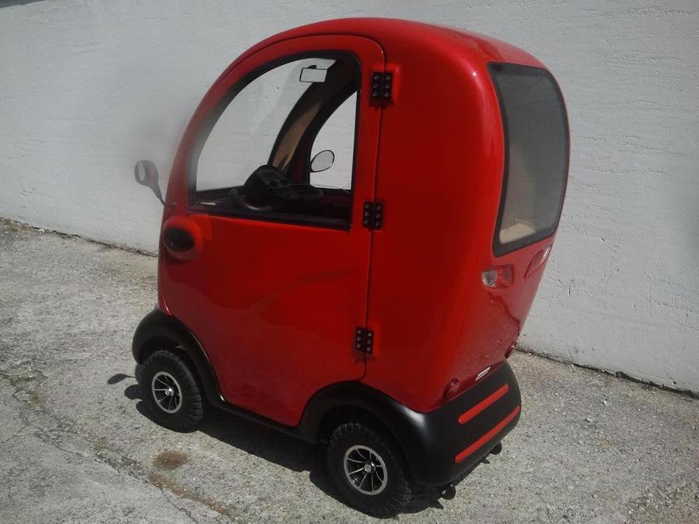 Fully Enclosed Electric Cabin Mobility Scooter