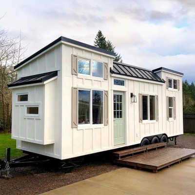 Container trailer house light steel frame prefab moving tiny house on wheels