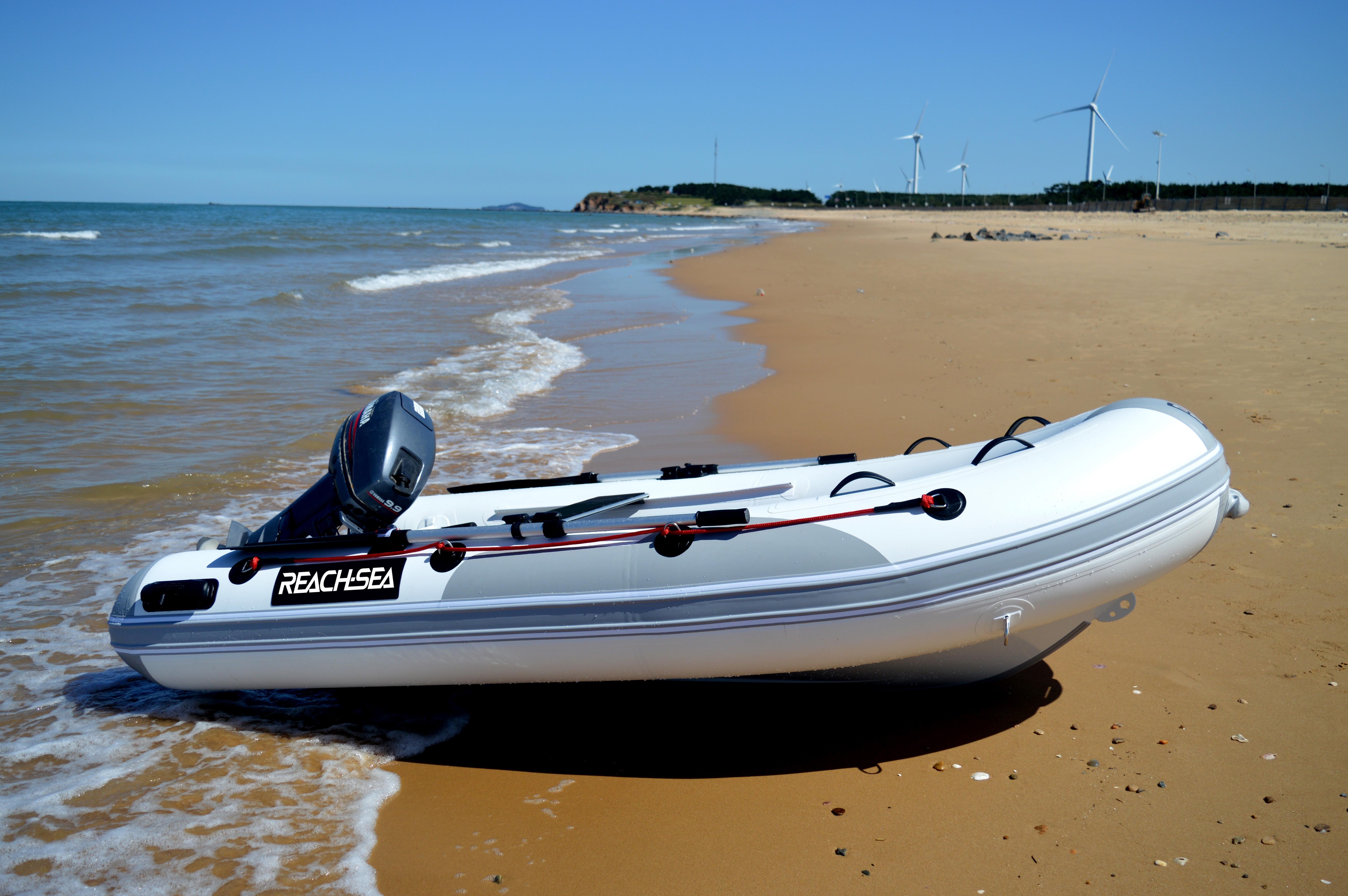 Reachsea Best Selling CE Certificate deep-v aluminum rigid hull inflatable rib boat RIB for sale