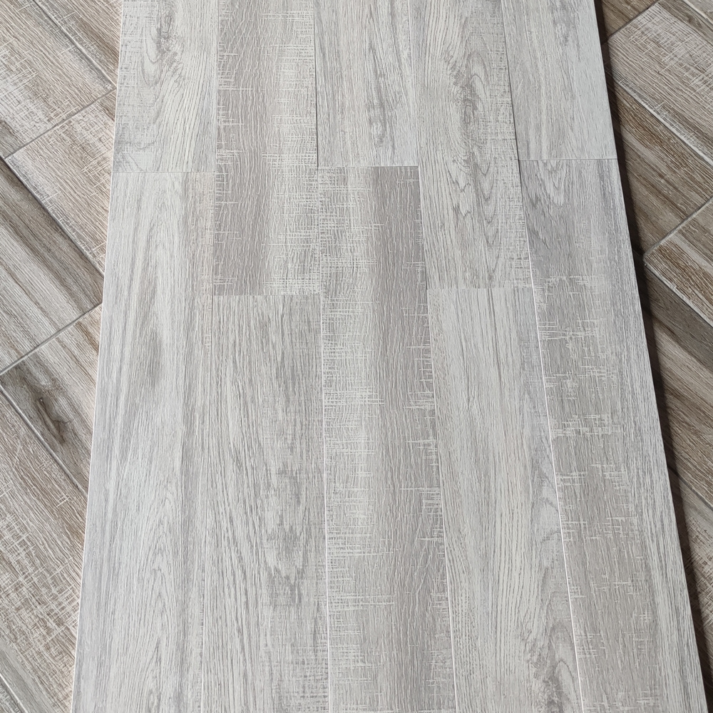 Realgres Matte Finish Porcelain Glazed Wood Look Kitchen Ceramic Tiles Floor