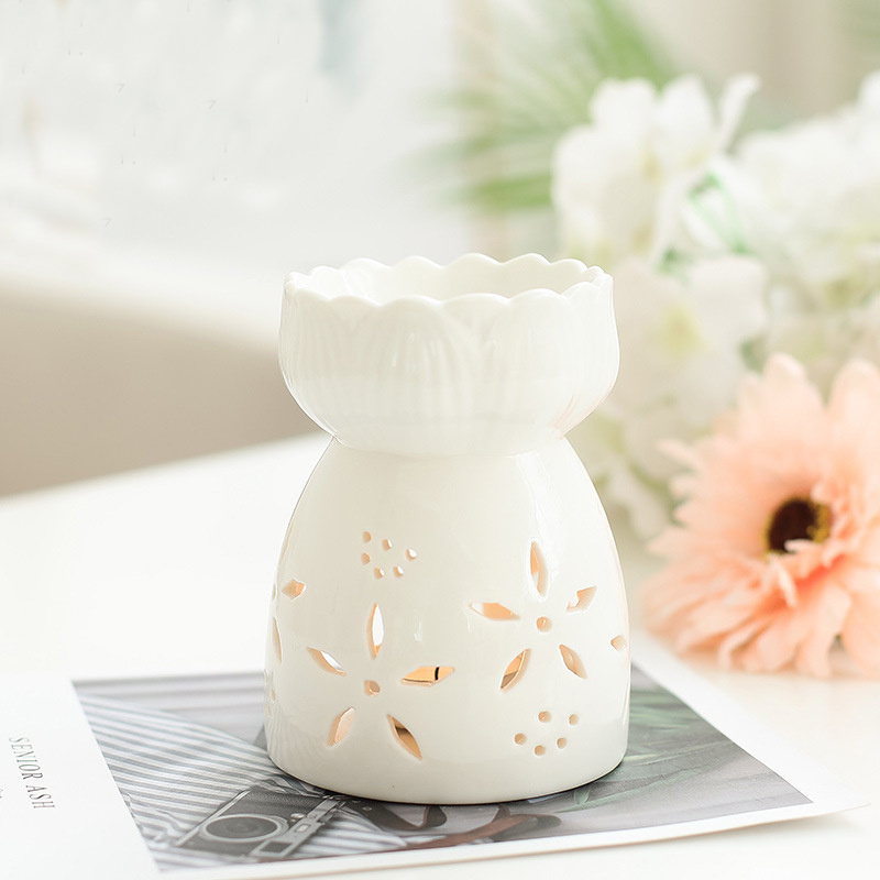 Low MOQ Home Decor Aromatherapy Tealight Essential Oil Candle Holder Ceramic Incense Burner