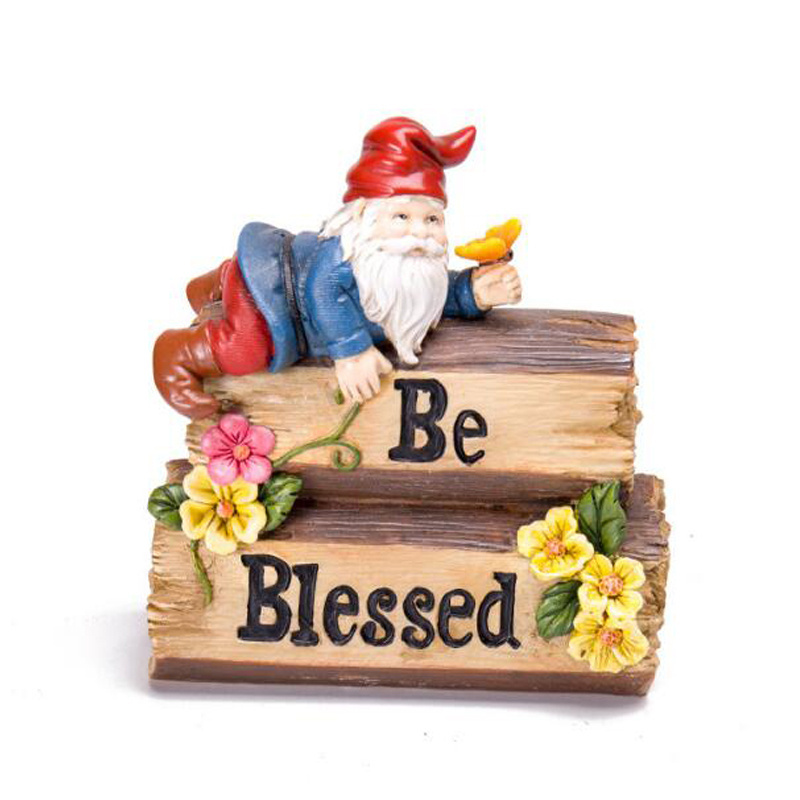 Gnome with welcome sign boards small gnome figurines funny resin children garden statues