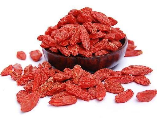 Dried Fruit Goji Berries And Organic Goji Berries