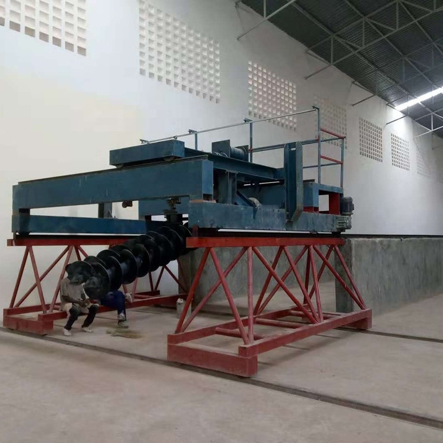 Composting machine for chicken manure waste to organic fertilizer fermentation