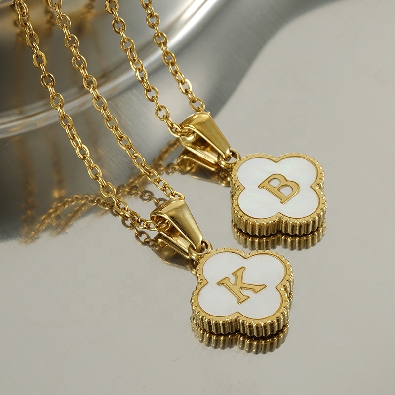 Fashion 2023 Jewelry Necklace Gold Plated Stainless Steel Shell Letter Clover Flowers Pendant Necklace Women