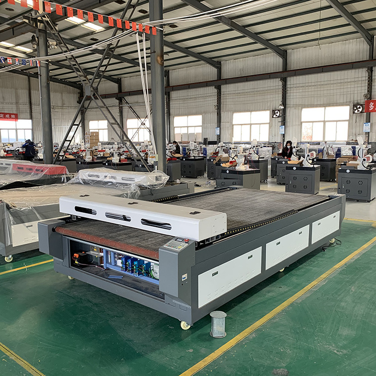 1600*1000MM CNC Automatic Feeding Knitted Fabric Laser Cutting Machine