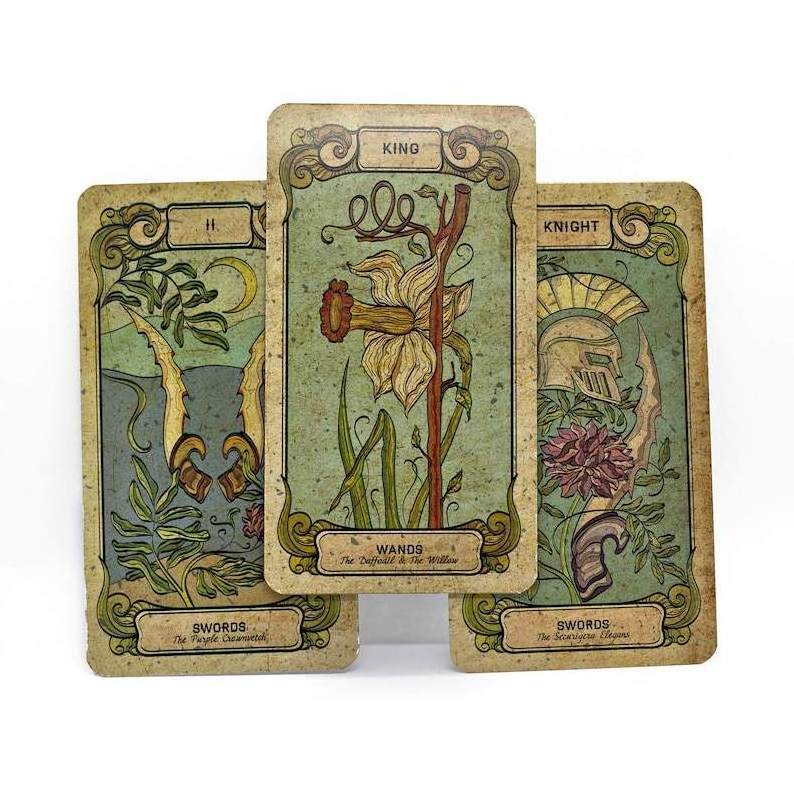 custom high quality 78 Cards Deck Antique Floral Illustration Botanical Occult Tarot Cards with Guide Book