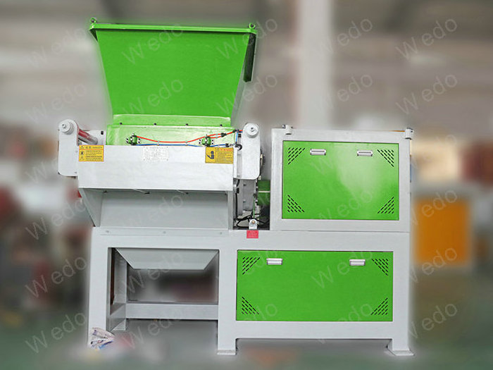 2.2KW Recycling Mini PE Film PP Woven Bags Plastic Shredder