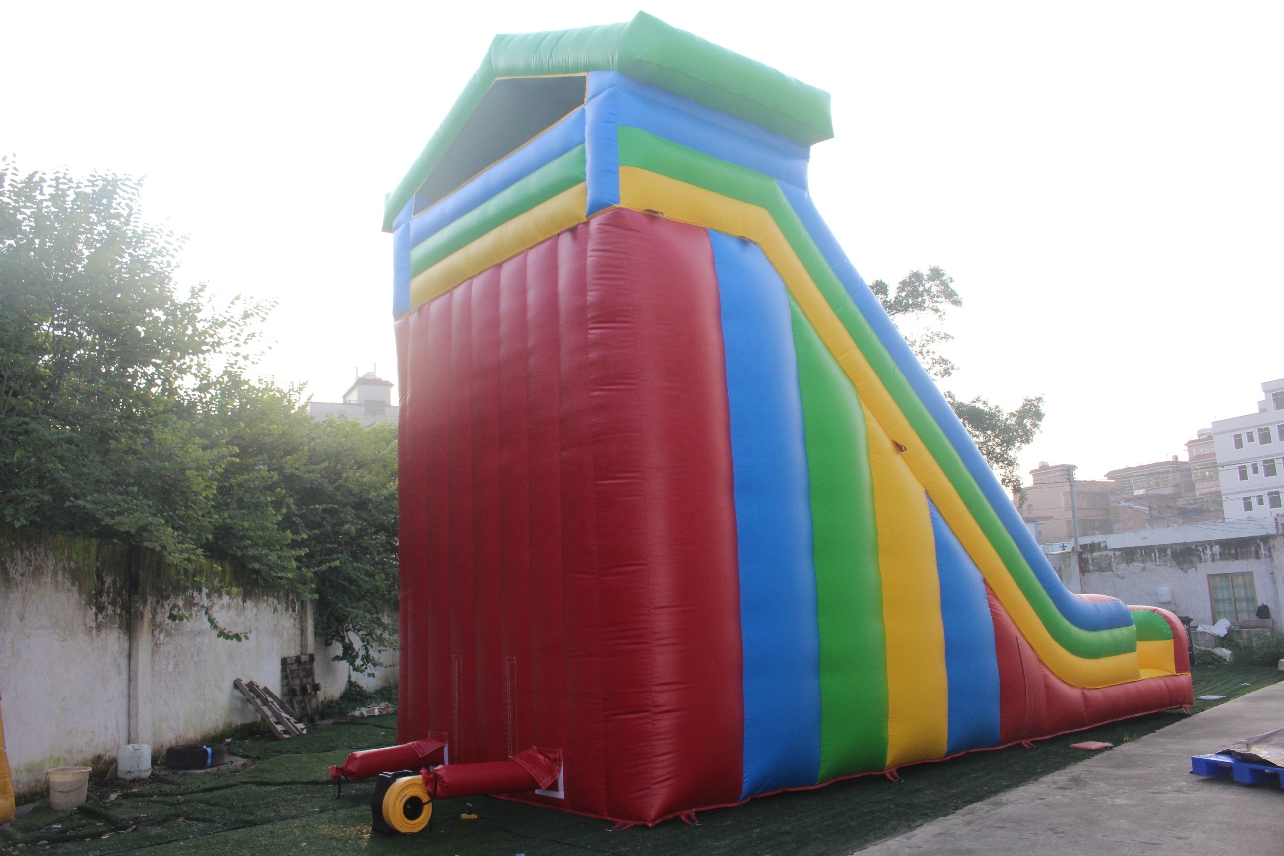 Factory price high quality bouncy house commercial  inflatable bouncer with slide for kids inflatable slide