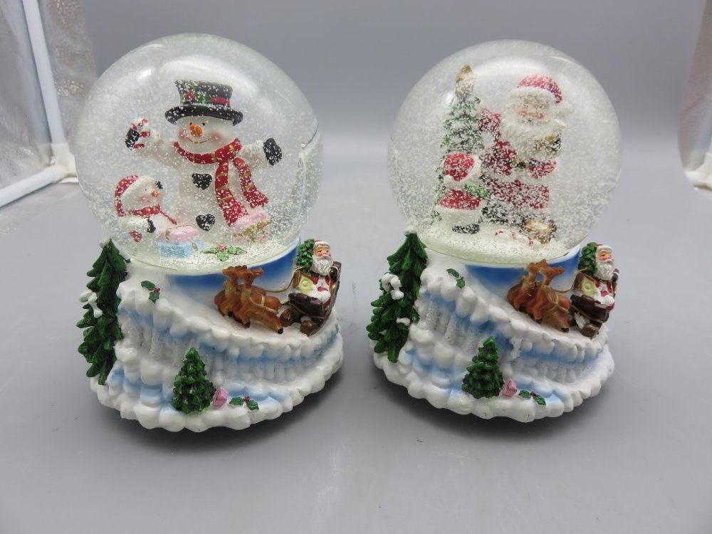 New product resin craft resin snow globe for gift