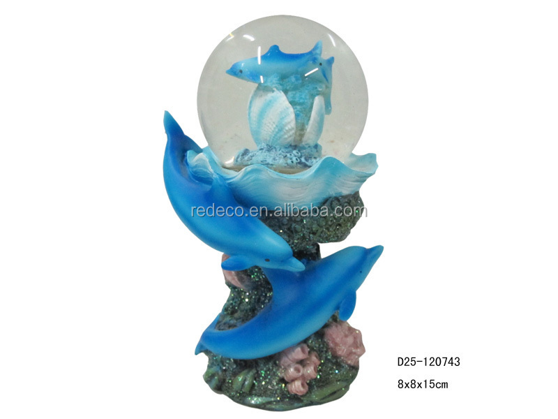 Good Quality Cheap Price Resin Undersea World Glass Globe Snow Globe For Gifts