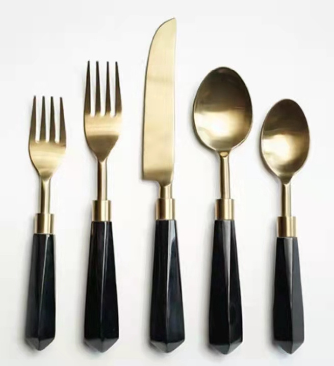 China bulk wholesale manufacturer luxury wedding flatware plated gold cutlery set with Acrylic handle