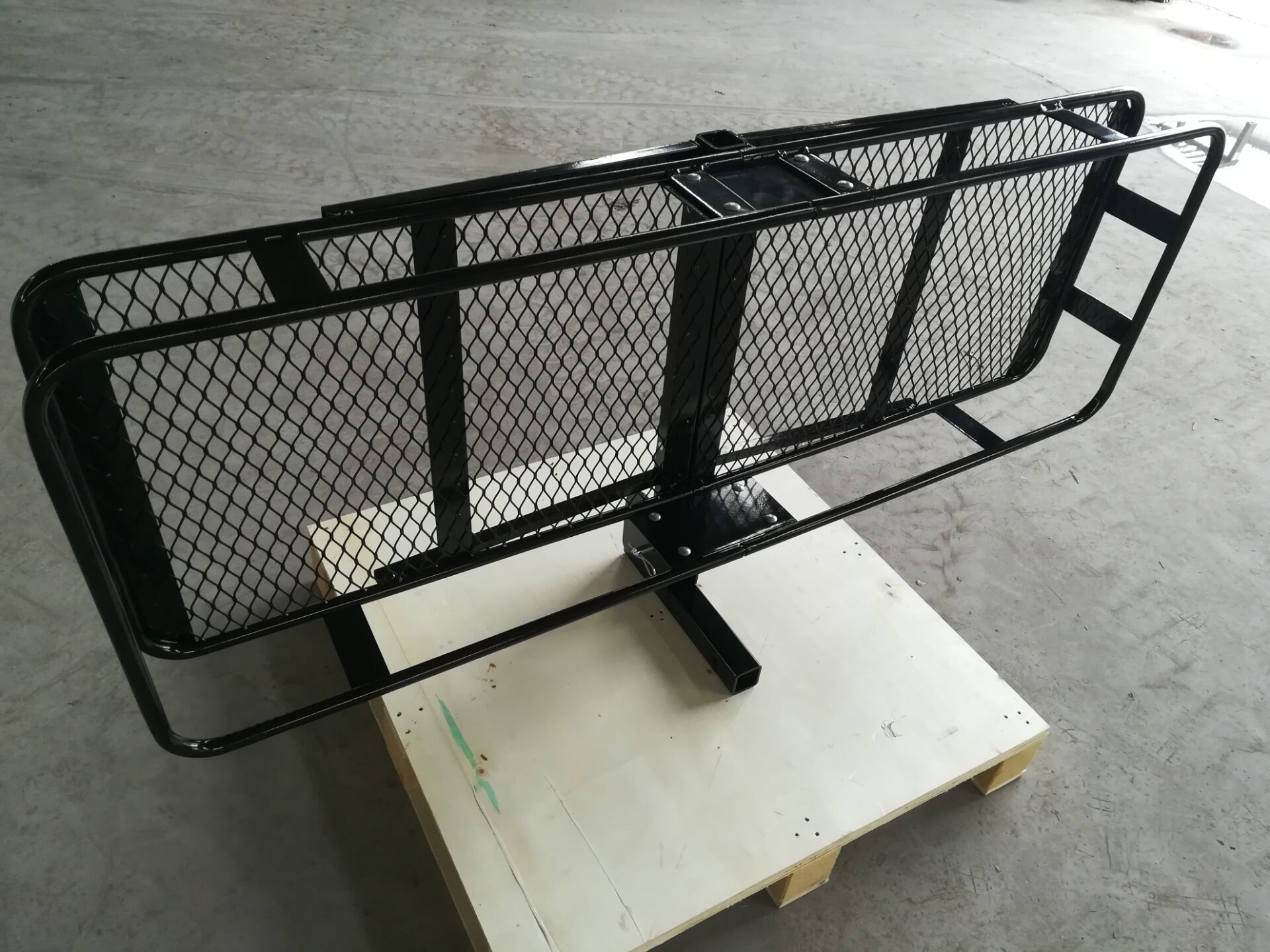 Chinese factory tow hitch tire carrier tow hitch bike carrier car rear hitch folding cargo carrier