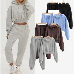 Custom high quality  jogger jumper Gym sets Workout 2 piece women set crop top oversize women sweatshirt hoodie sets