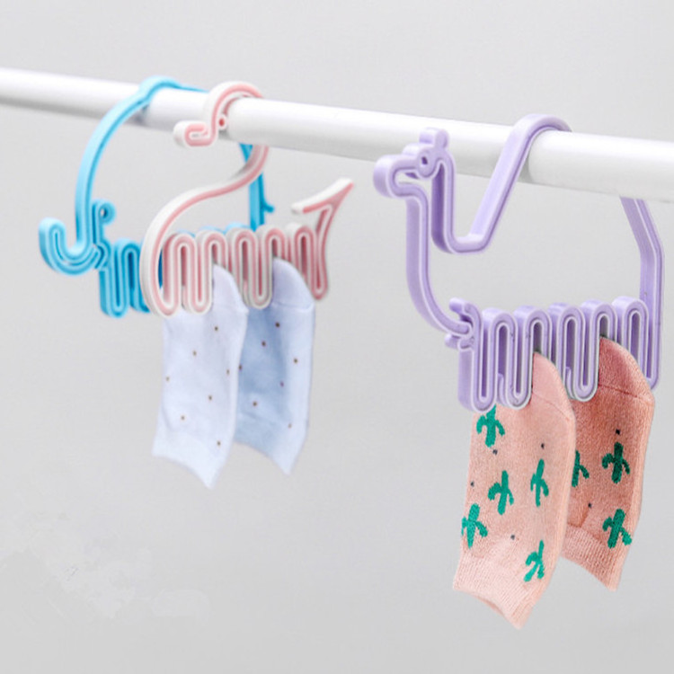 Cute baby socks dedicated clothes hanger multi-clip drying socks artifact home clip cool baby clothes bib