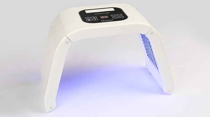 Red Light Therapy for Face SPA Equipment LED Skincare Beauty Face Tool 7 Color Light Therapy Mask LED Light Facial Red & Blue