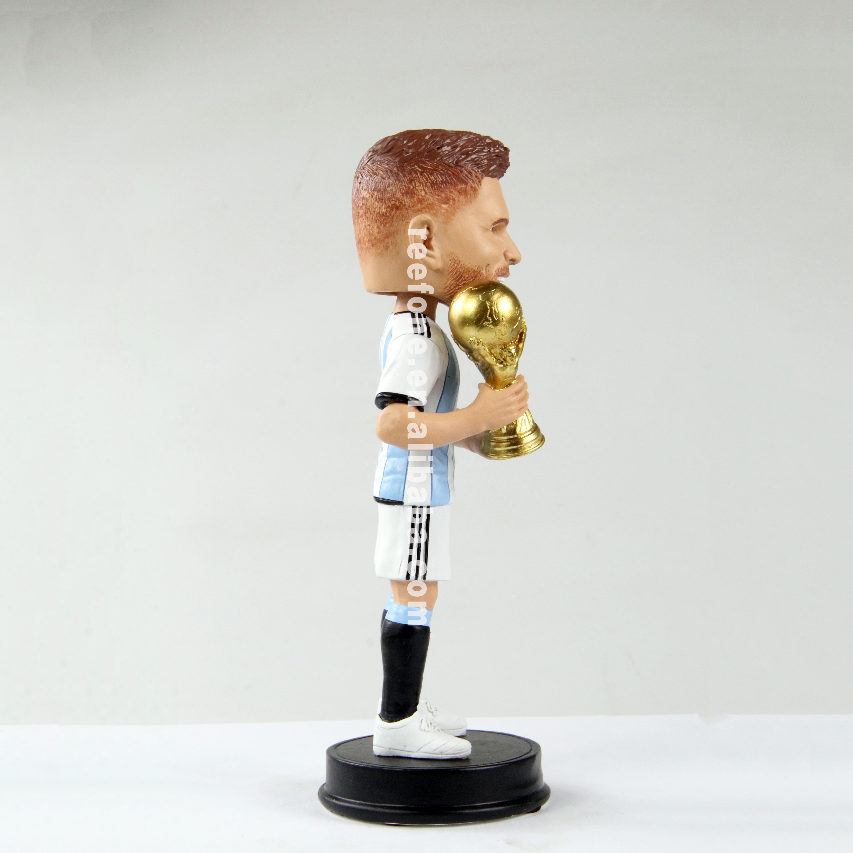 Famous Football Player Messi Bobble Head for Souvenir Shop Gift Decor Bobblehead Bobblehead Custom Resin 3d Bobblehead Figurine