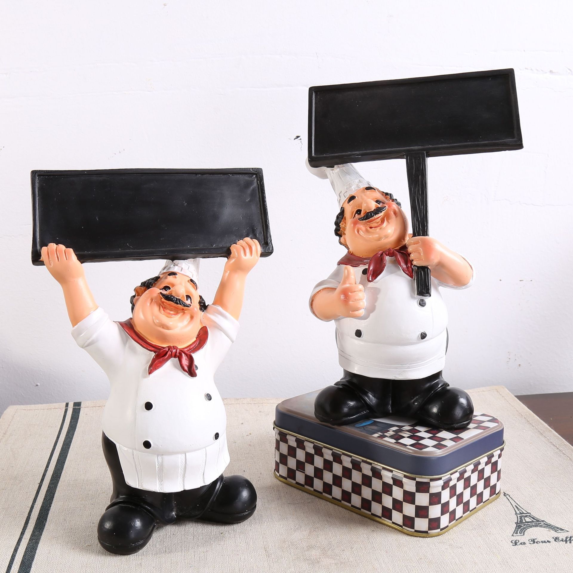 Factory Welcome chef Restaurant Decoration Resin Cook Sculpture with Welcome Sign Board Plaque Chef Man Figurine Statue