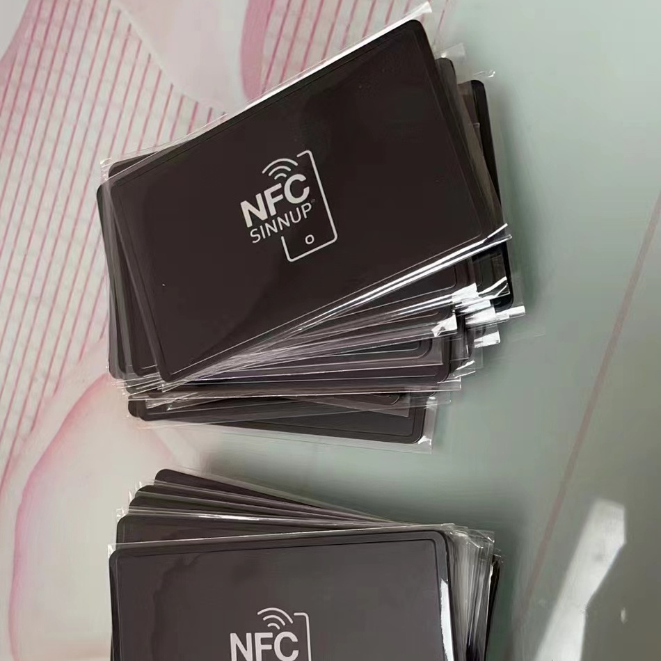 Tap to go NFC Chip Black / Gold / Silver  NFC Metal Business Card for social media sharing