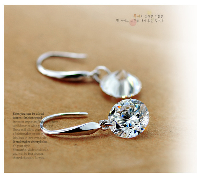 Simple Luxury 925 Silver Earring for Woman with CZ Zircon Fashion Jewelry Gift Wedding Party Drop Earrings