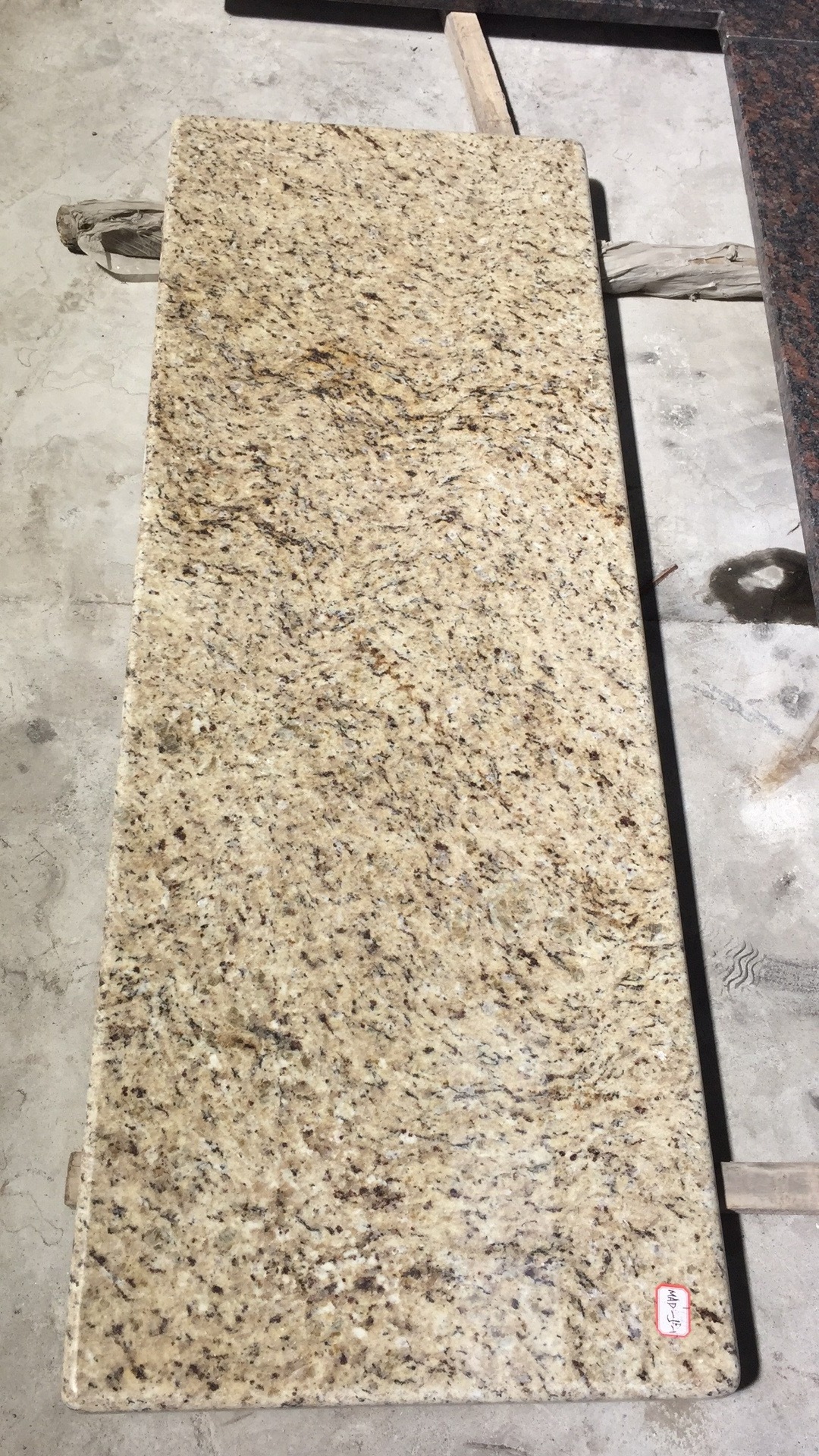 Prefab Natural Giallo Ornamental Fiorito Golden granite Countertops